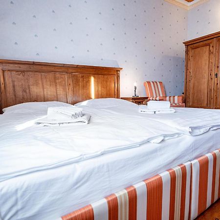 Penzion Cosmopolitan I. Banska Stiavnica Ngoại thất bức ảnh