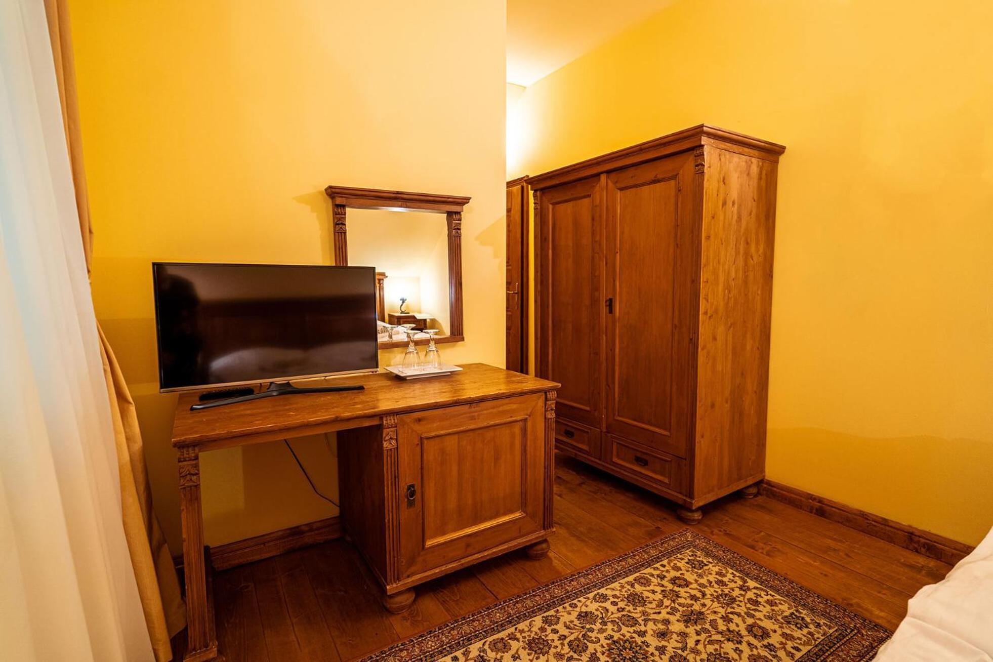 Penzion Cosmopolitan I. Banska Stiavnica Ngoại thất bức ảnh
