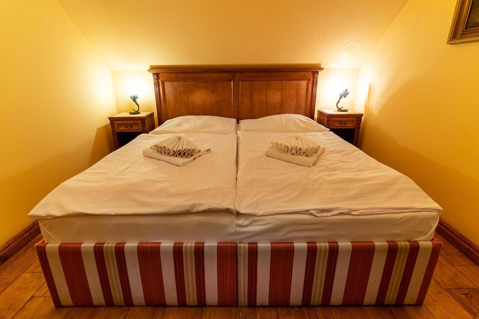 Penzion Cosmopolitan I. Banska Stiavnica Ngoại thất bức ảnh
